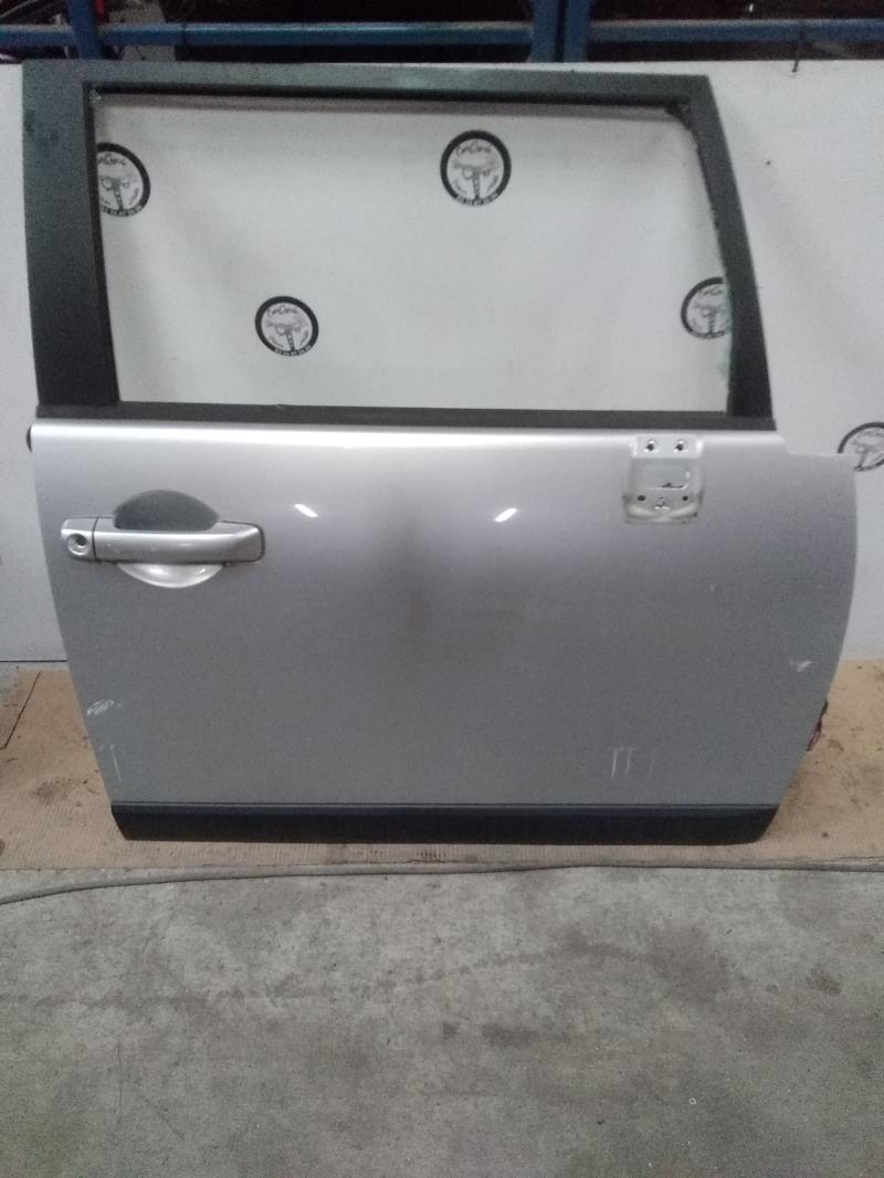 Porte avant droit