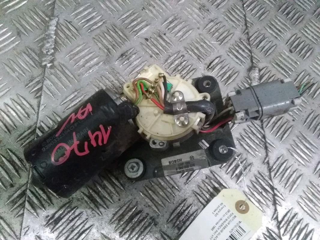Moteur essuie glace avant