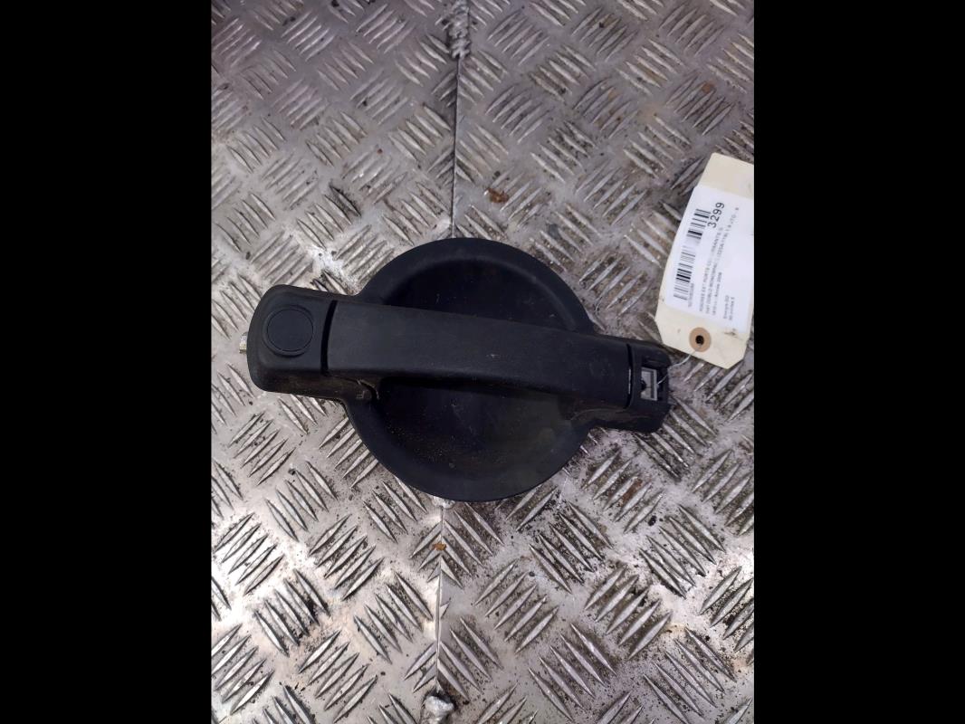 Poignee porte avant gauche