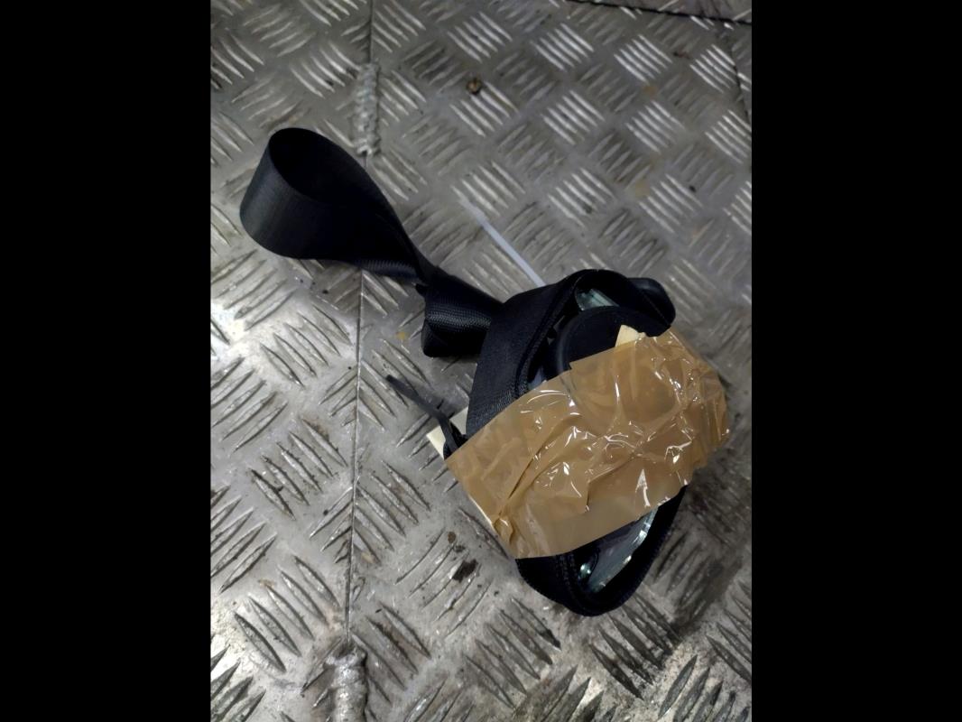 Ceinture arriere droit