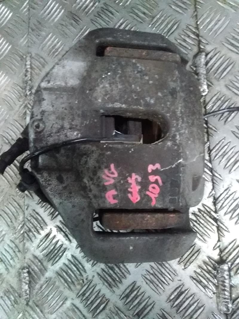 Etrier avant gauche (freinage)