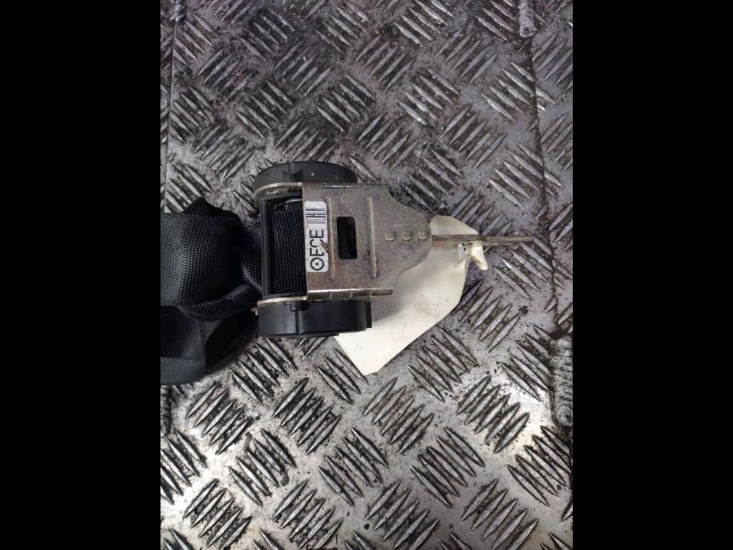 Ceinture arriere centrale