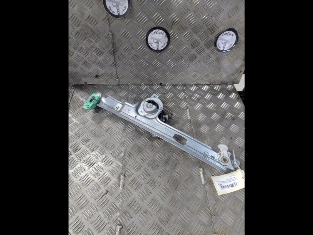 Leve vitre electrique avant droit
