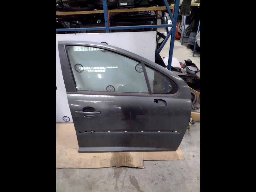 Porte avant droit