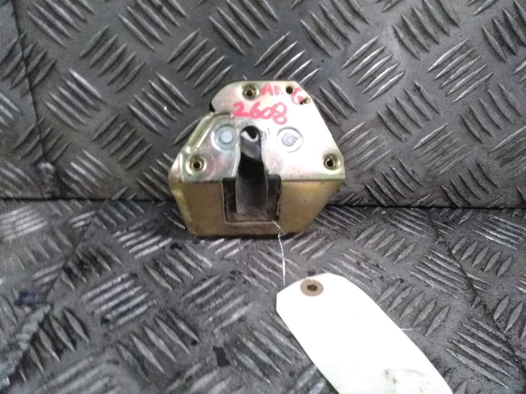 Poignee porte avant gauche