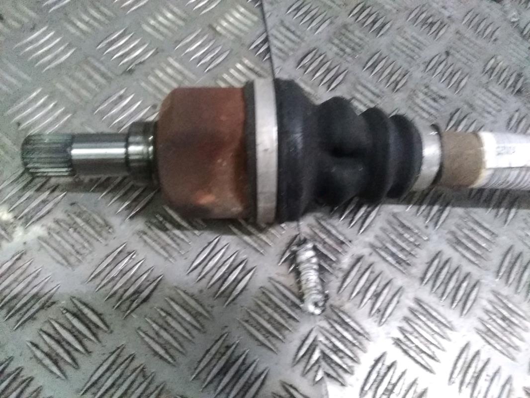 Cardan gauche (transmission)