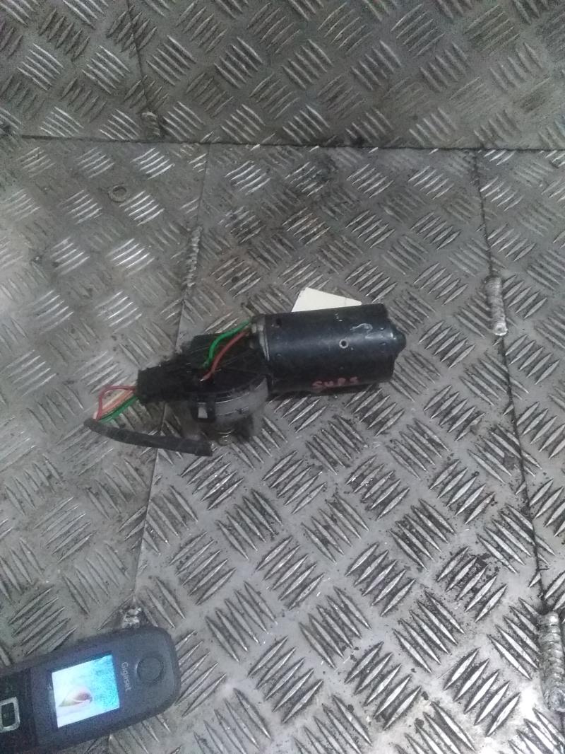 Moteur essuie glace avant