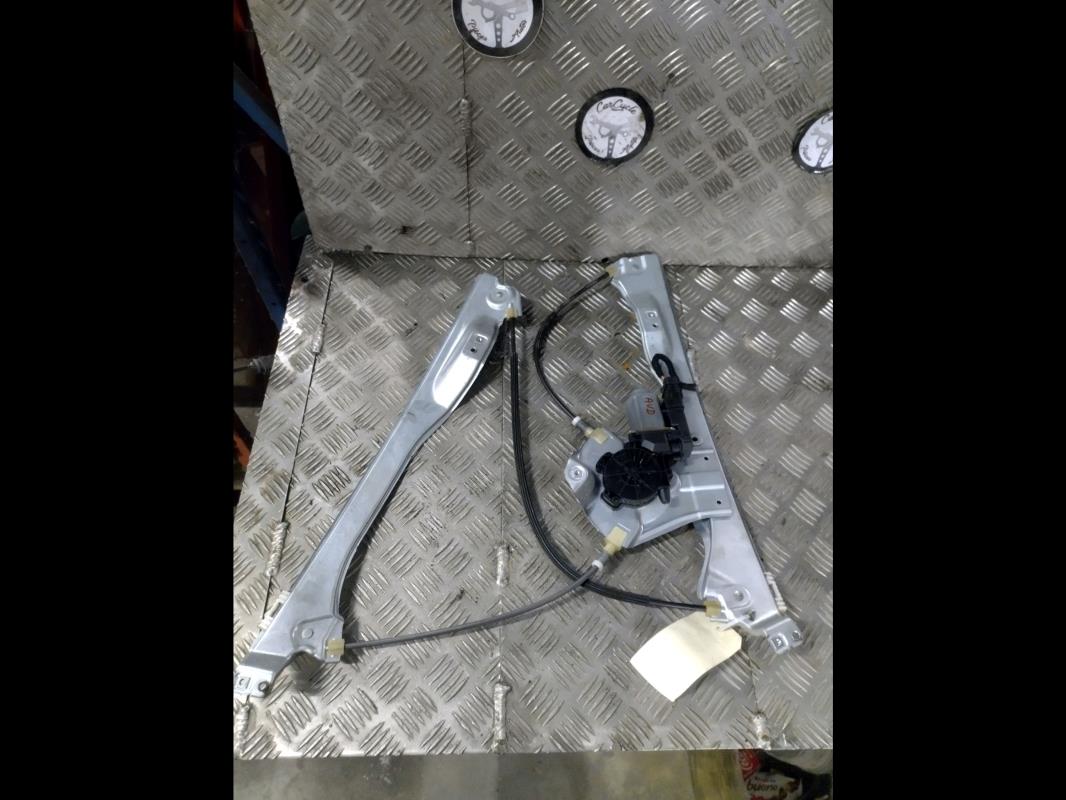 Leve vitre electrique avant droit