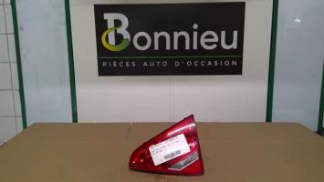 Feu arriere secondaire droit (feux)