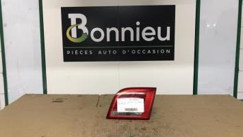 Feu arriere secondaire droit (feux)