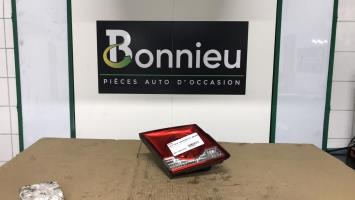 Feu arriere secondaire gauche (feux)