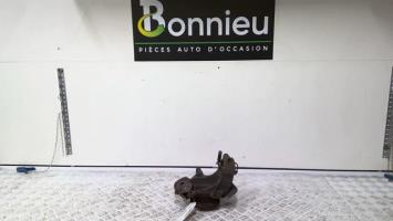 Moyeu avant gauche