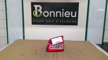 Feu arriere secondaire droit (feux)