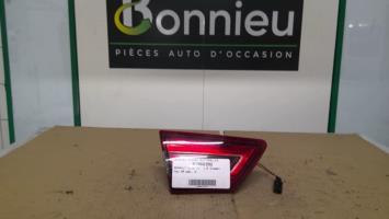 Feu arriere secondaire gauche (feux)