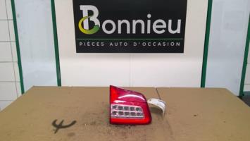Feu arriere secondaire gauche (feux)