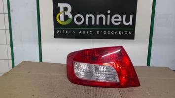 Fanale posteriore principale sinistro (luci)