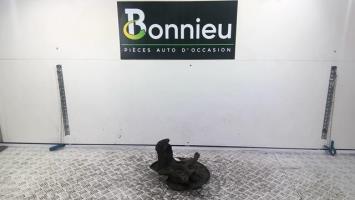 Fusee avant droit