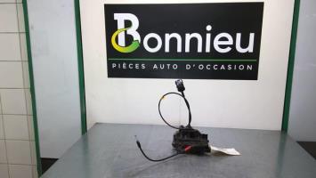 Fermeture centralisee avant droit