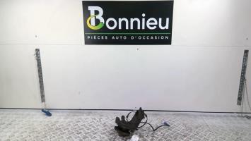 Mozzo anteriore sinistro