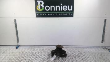 Fusee avant droit