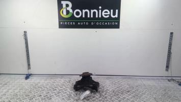 Fusee avant gauche