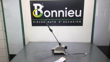 Fermeture centralisee avant droit
