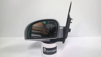 Retrovisor izquierdo