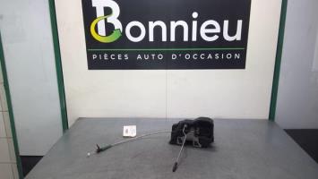 Fermeture centralisee avant gauche