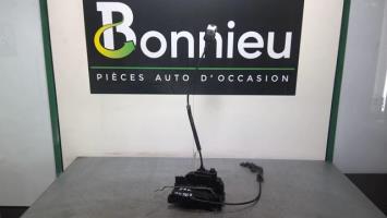 Fermeture centralisee avant droit