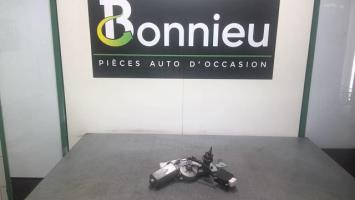 Moteur essuie glace arriere