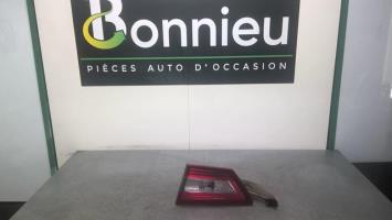 Feu arriere secondaire droit (feux)