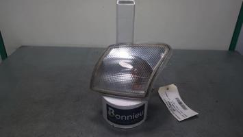 Repetidor intermitente delantero derecho (luces)