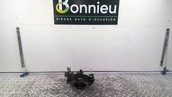 Fusee avant droit