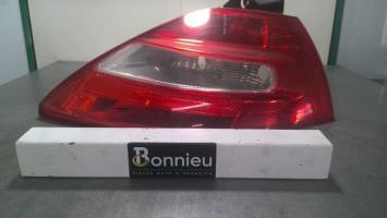 Fanale posteriore principale destro (luci)