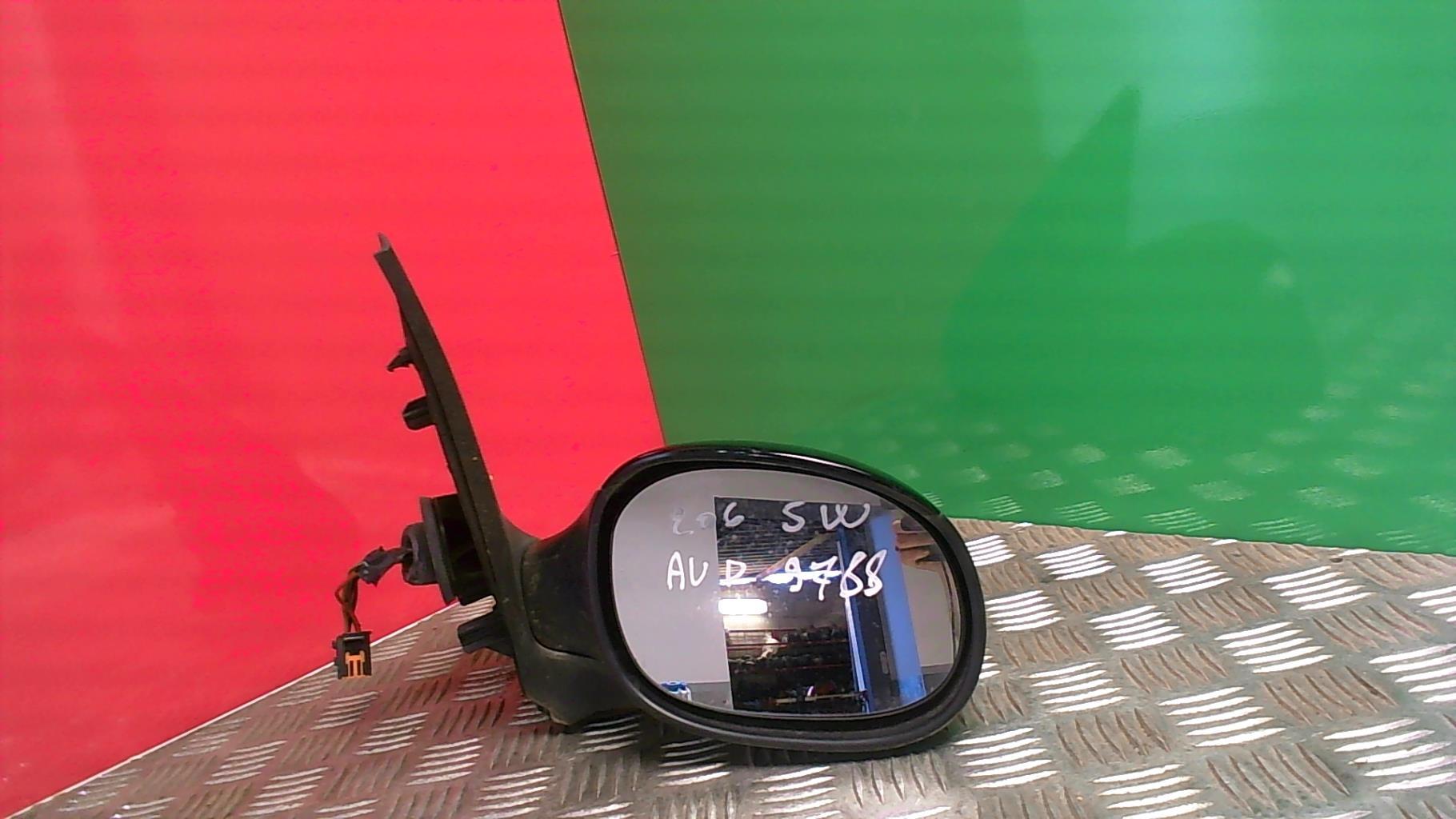 Specchietto retrovisore destro
