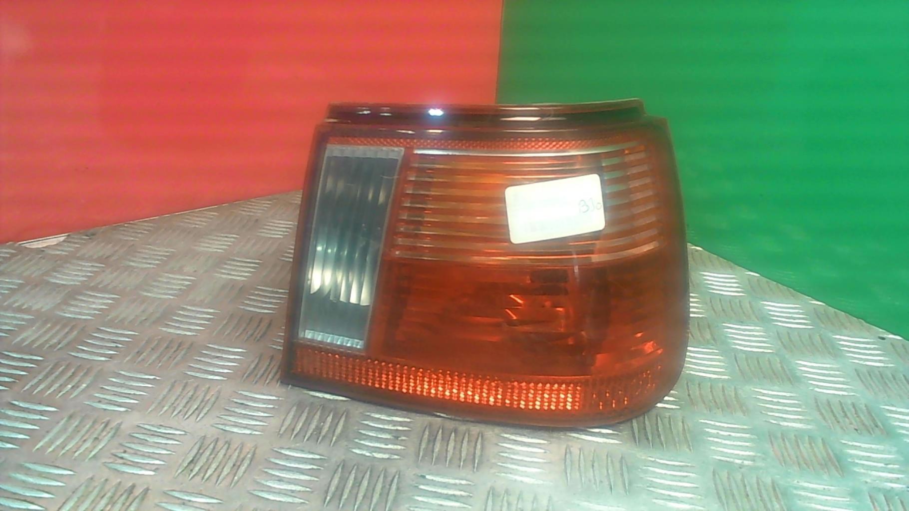Fanale posteriore principale destro (luci)