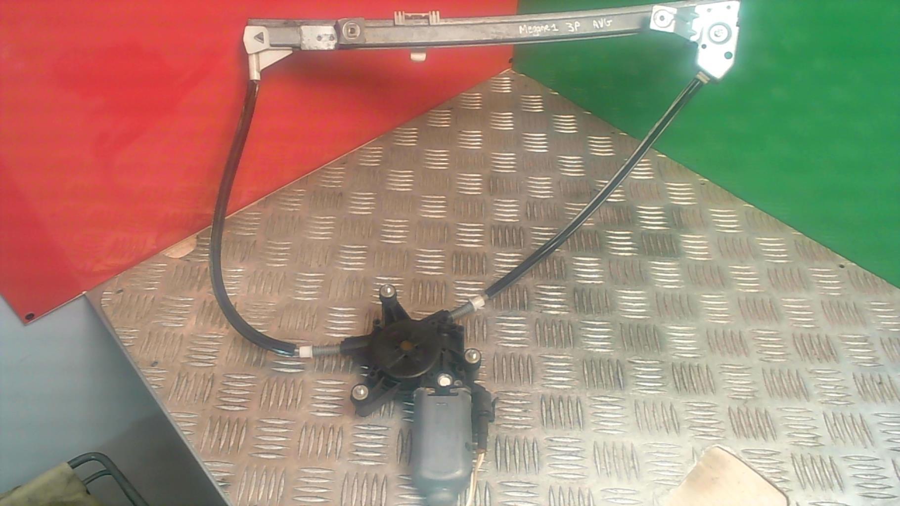 Alzacristalli elettrico anteriore sinistro