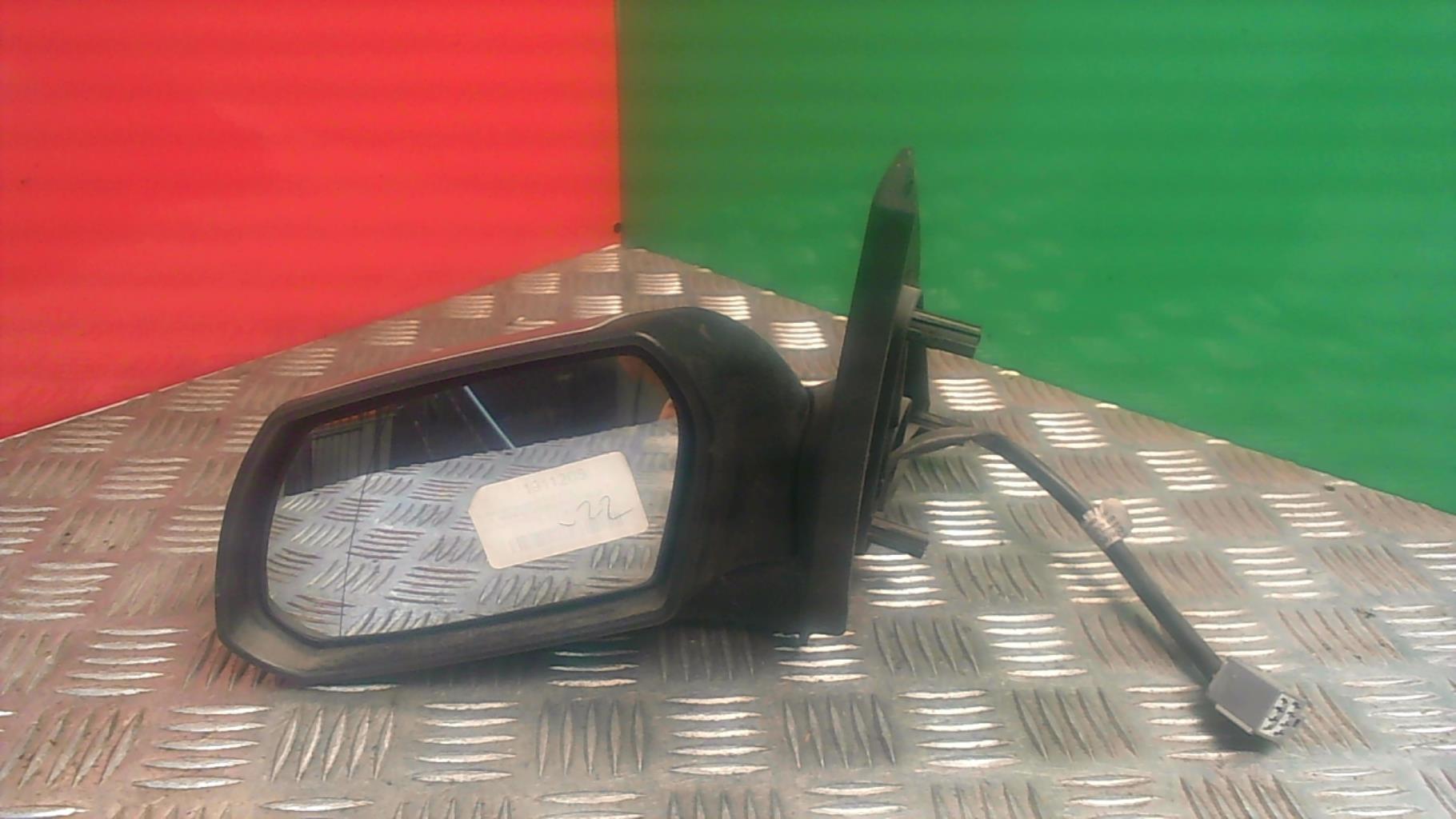 Specchietto retrovisore sinistro