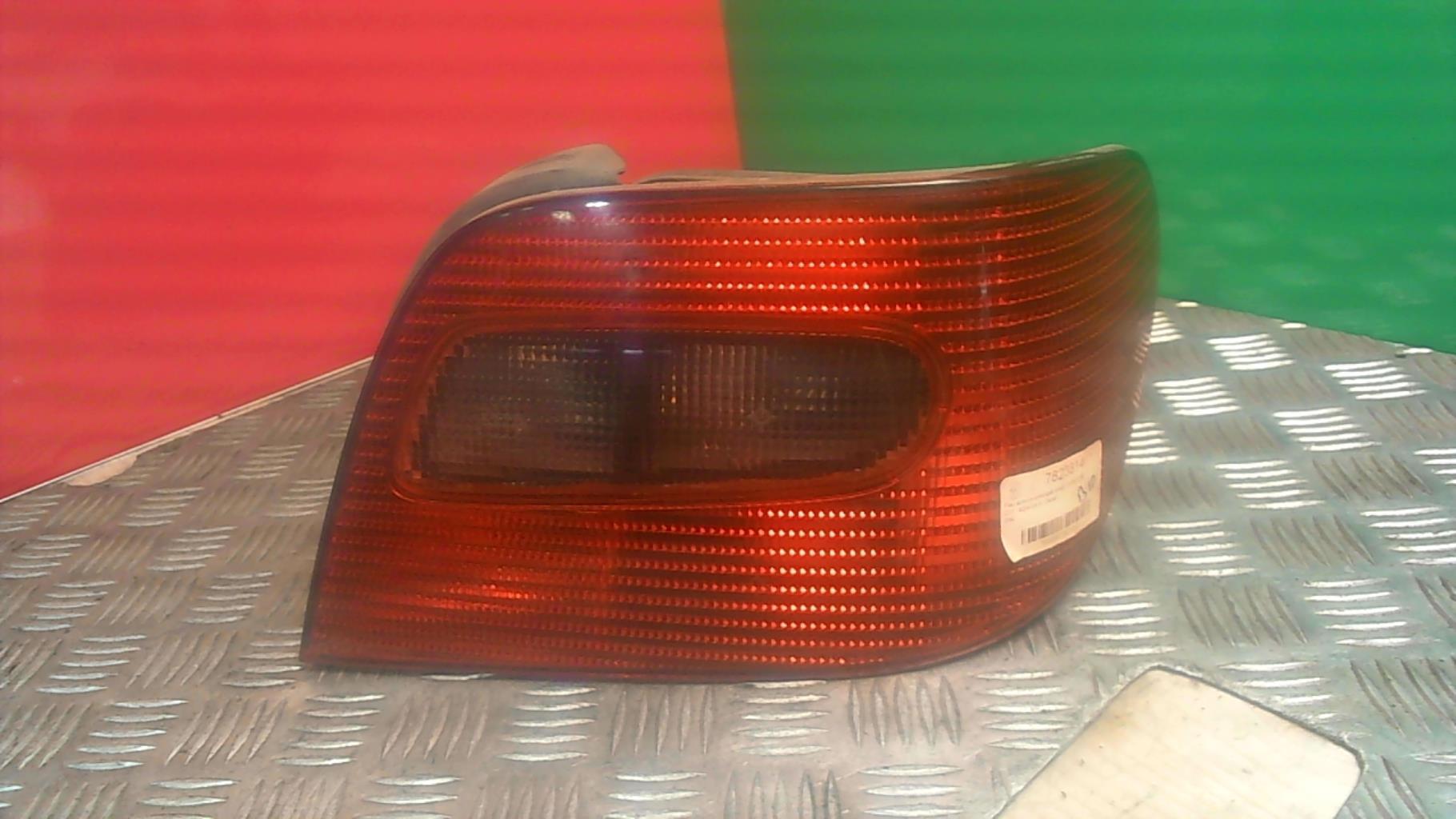 Fanale posteriore principale destro (luci)