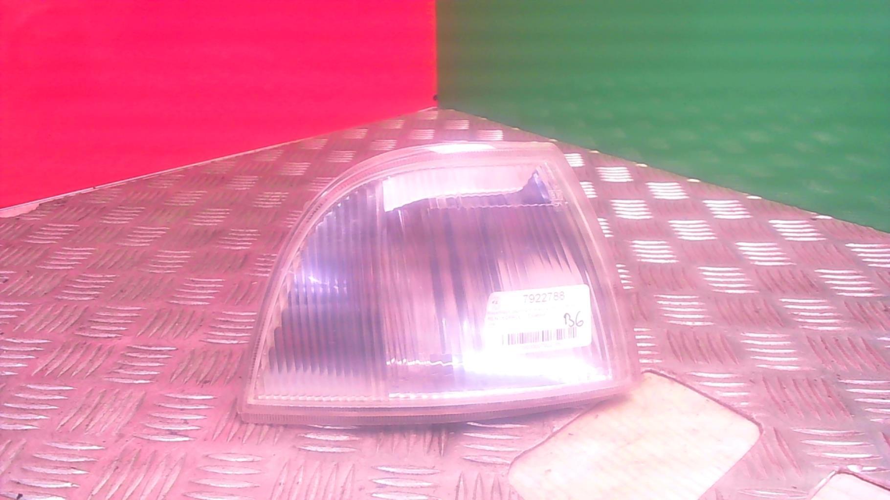 Gruppo ottico anteriore secondario destro (luci)(freccia) RENAULT ESPACE 2 PHASE 2 Gasolina - 1