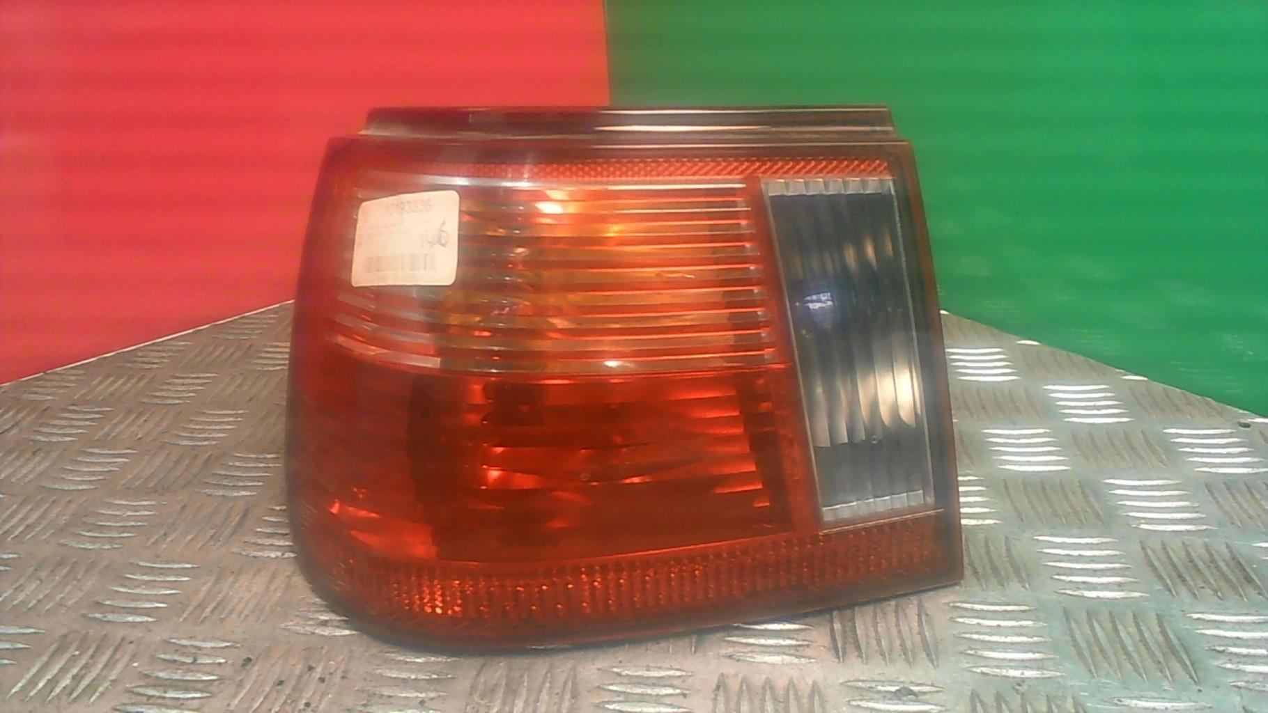 Fanale posteriore principale sinistro (luci)
