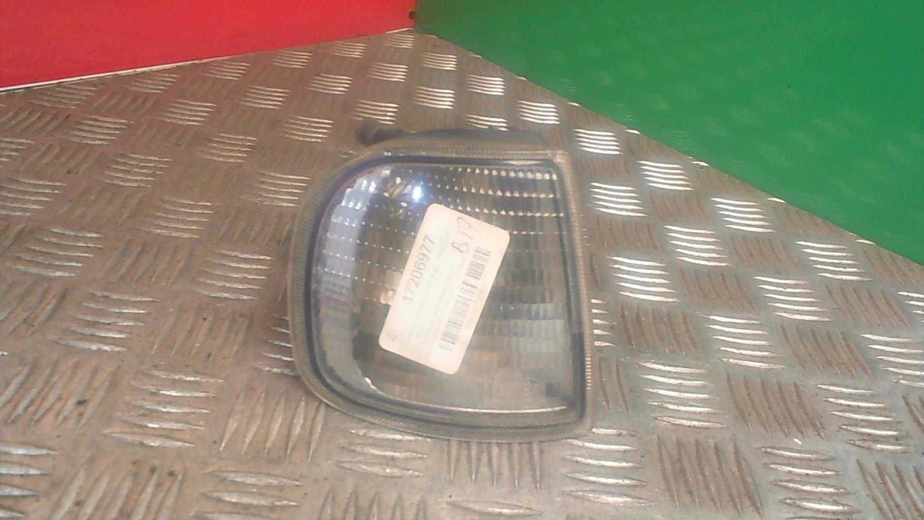 Gruppo ottico anteriore secondario destro (luci)(freccia) SEAT IBIZA 2 PHASE 2  - 1