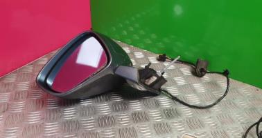 Retrovisor izquierdo