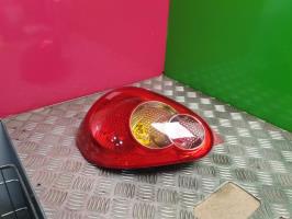 Fanale posteriore principale sinistro (luci)