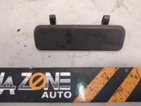 Poignee porte avant gauche