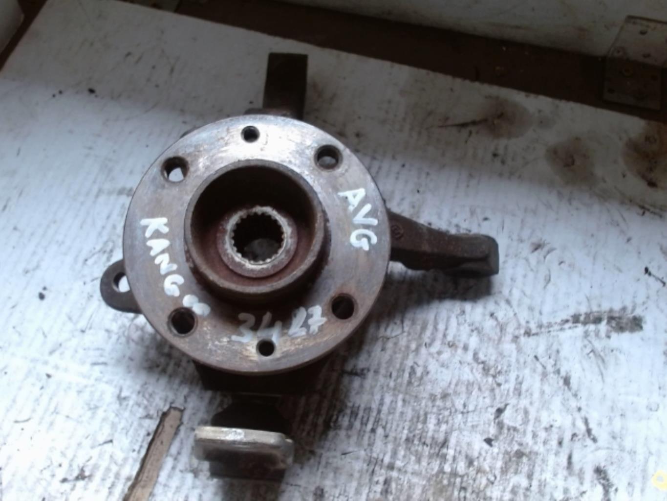 Fusee avant gauche