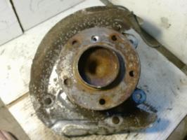 Fusee avant gauche