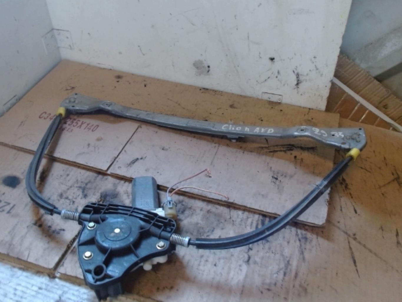 Mecanisme de leve vitre electrique avant droit