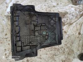 Cache sous moteur