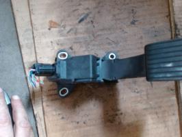 Pedalier d'accelerateur